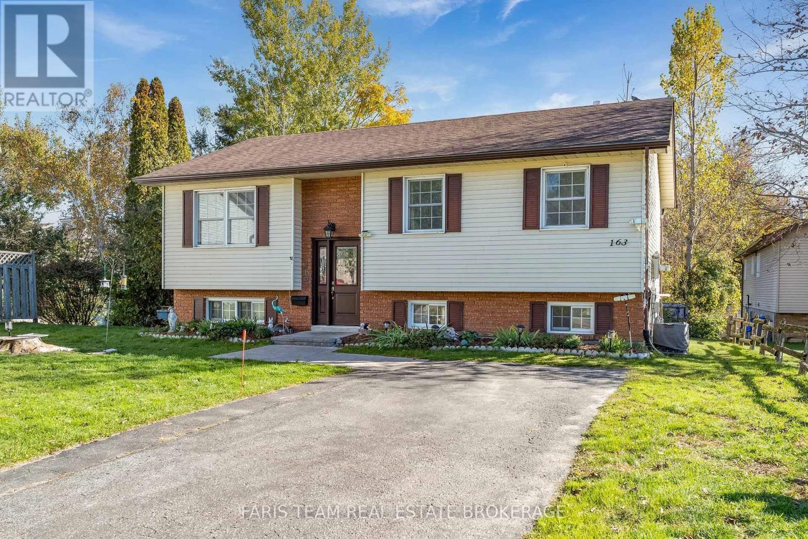 163 Shannon Street Property Photo 1