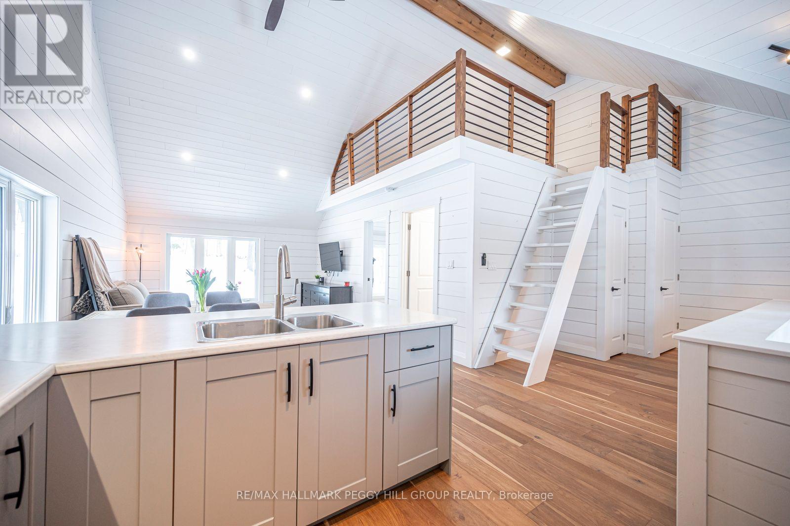 1087 Vindin Street Property Photo 22