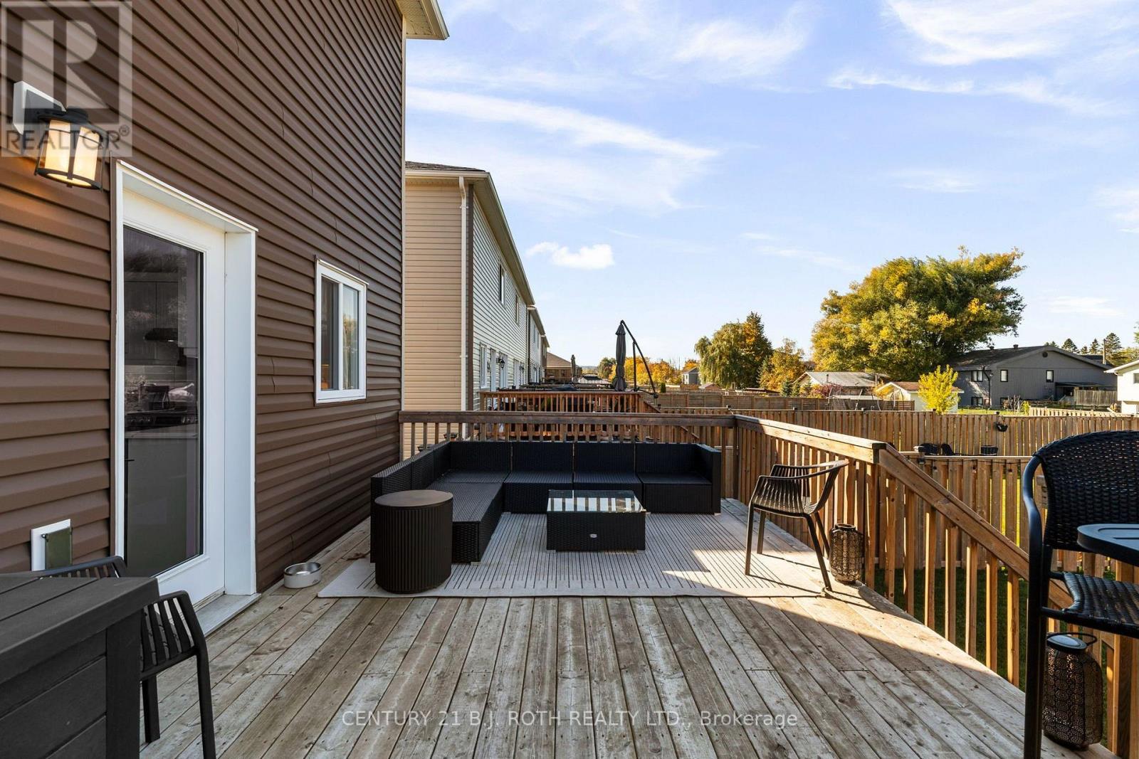 263 Quebec Street Property Photo 22