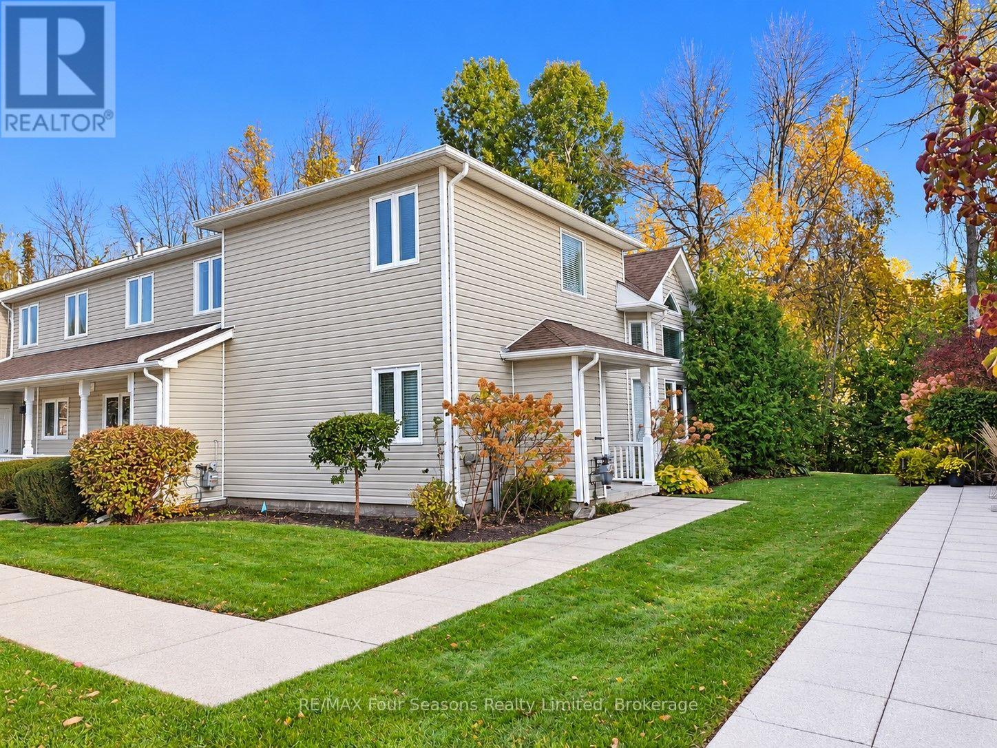 41 SUNDIAL COURT Property Photo 1