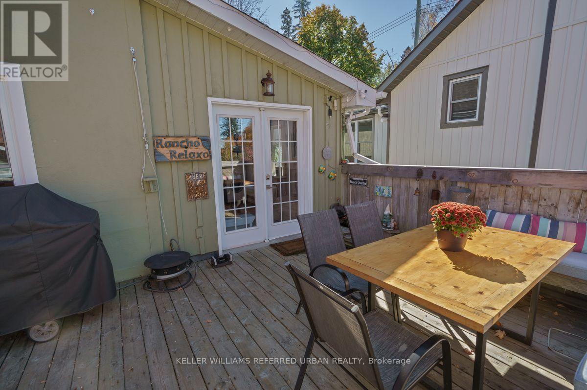 558 Elizabeth Street Property Photo 25