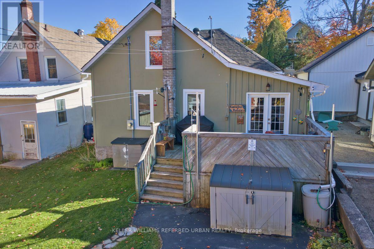 558 Elizabeth Street Property Photo 27