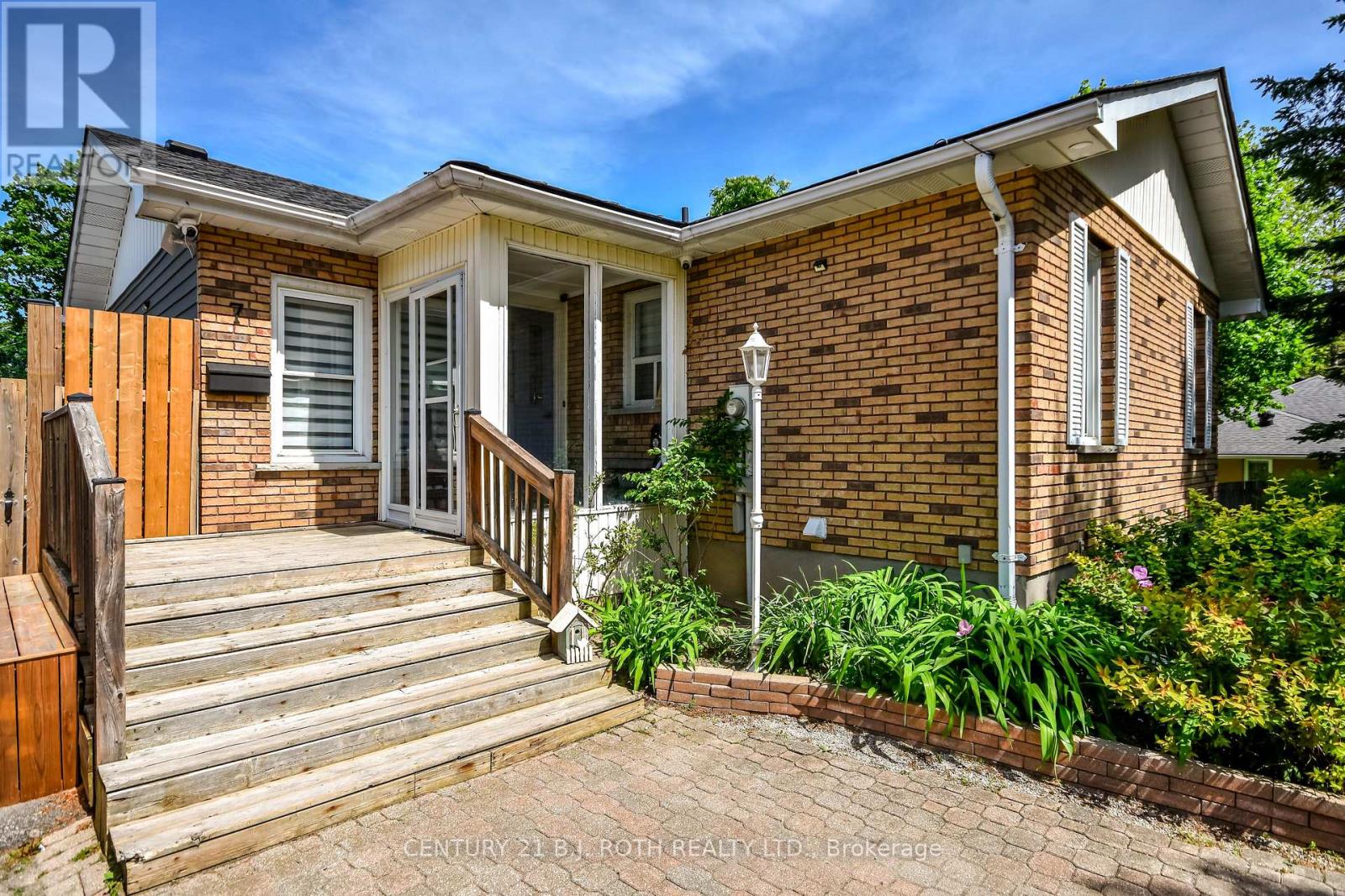 7 Wesley Street Property Photo 3