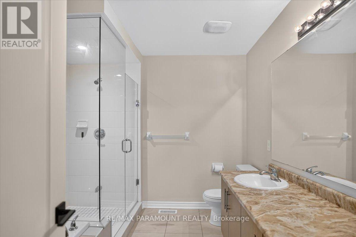 61 Tracey Lane E Property Photo 41