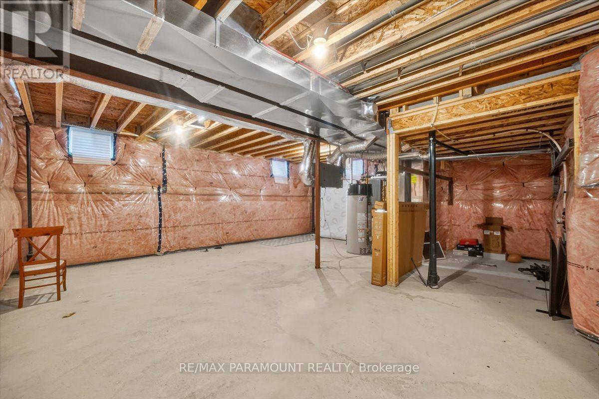 61 Tracey Lane E Property Photo 44
