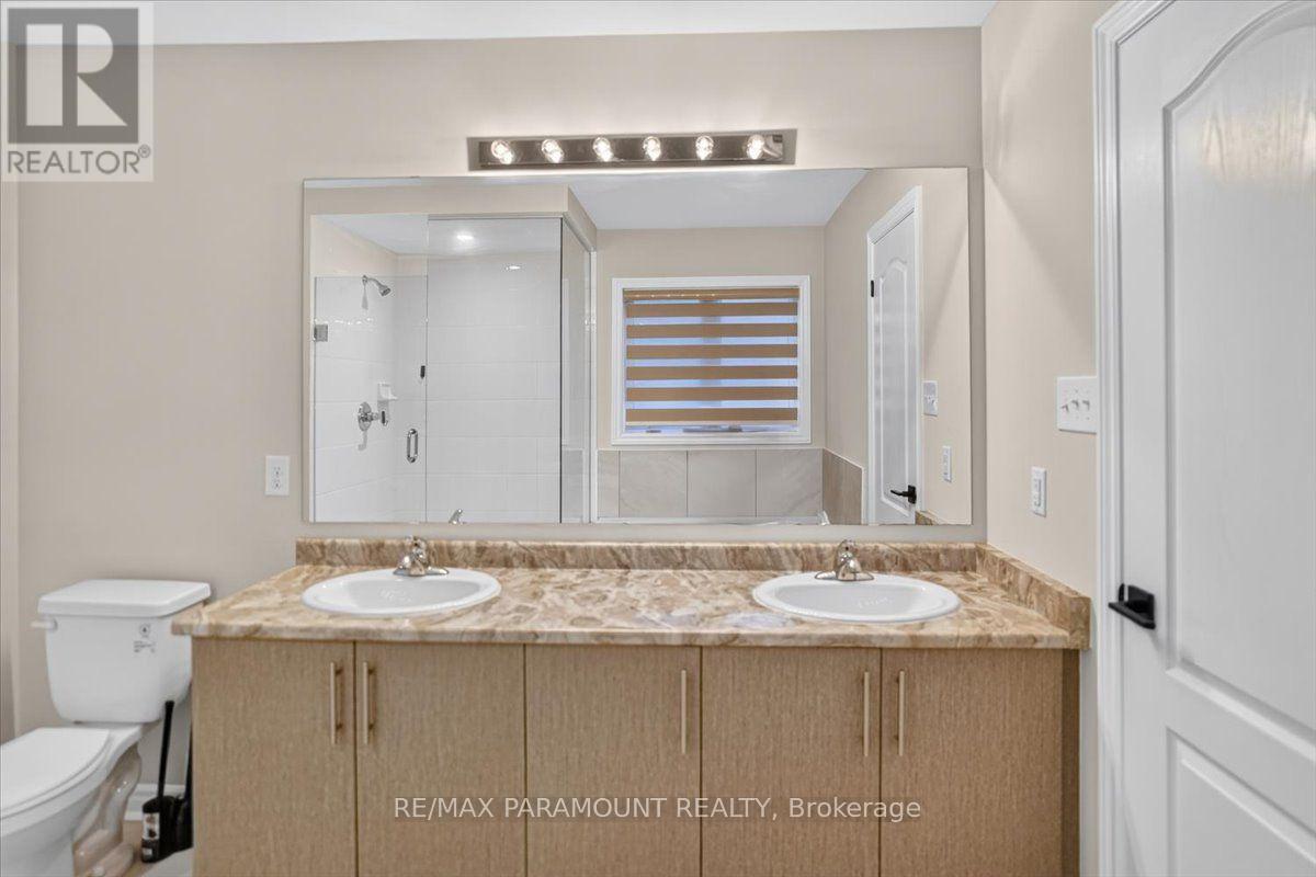 61 Tracey Lane E Property Photo 45