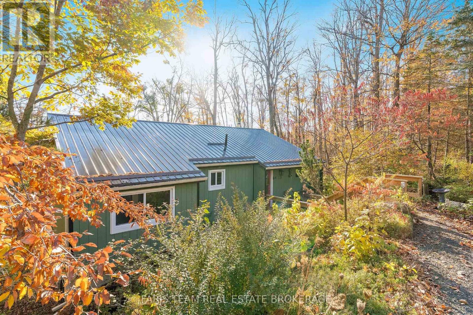 29 Oneida Avenue Property Photo 1