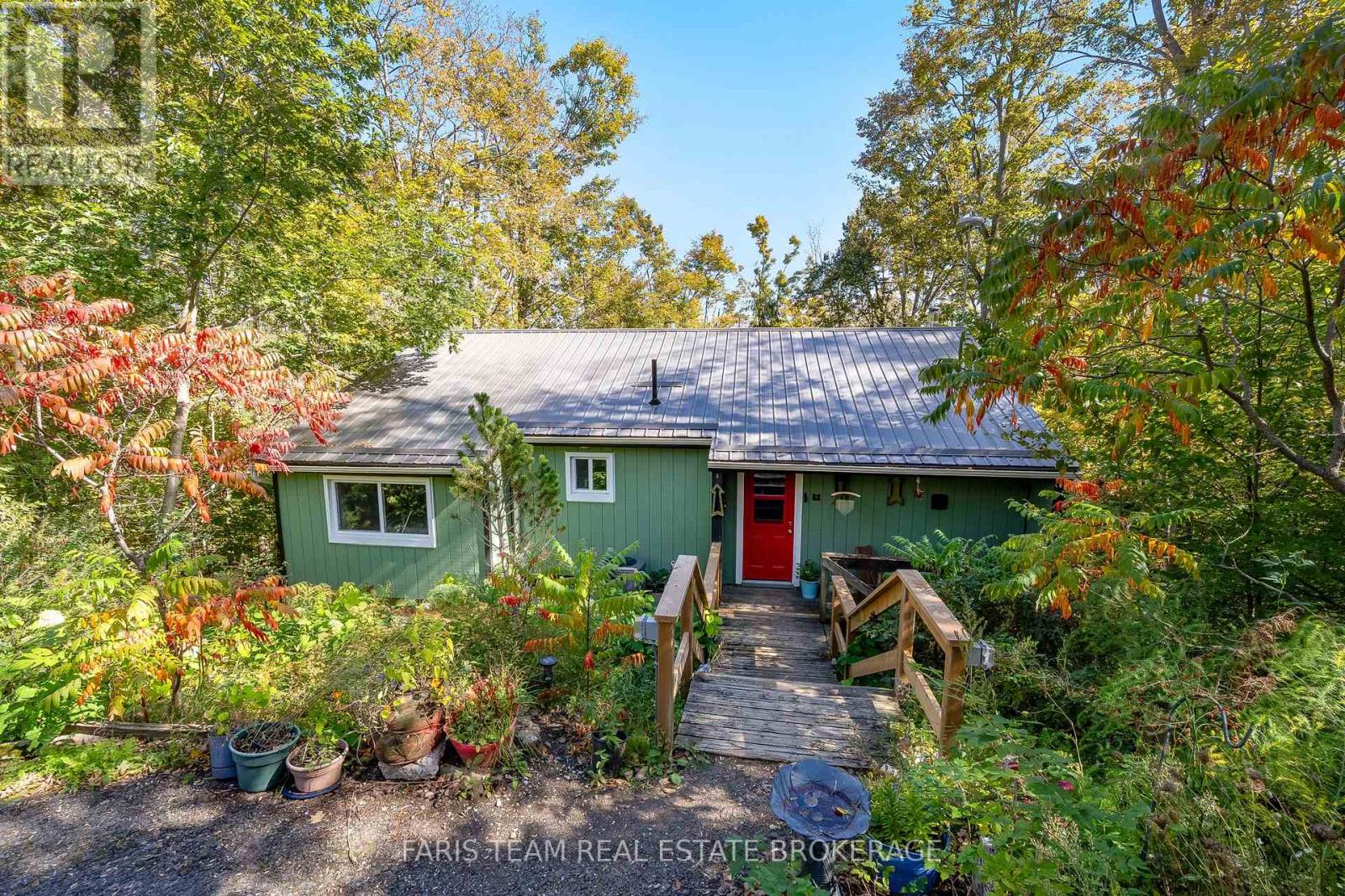 29 Oneida Avenue Property Photo 1