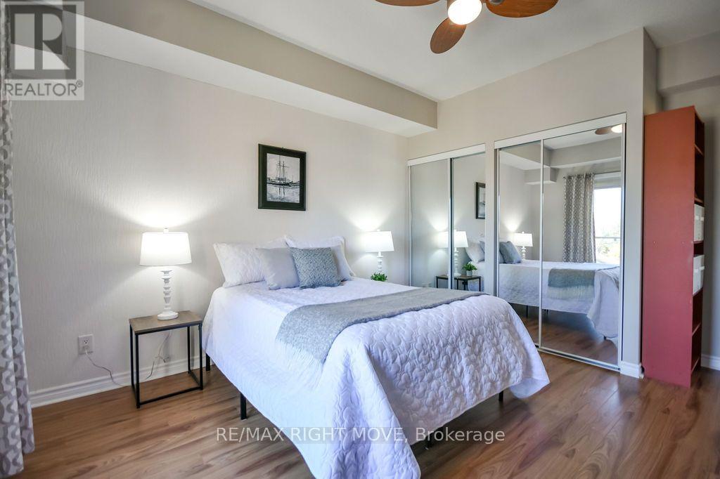 Unit 302 - 9 Westmount Drive S Property Photo 20