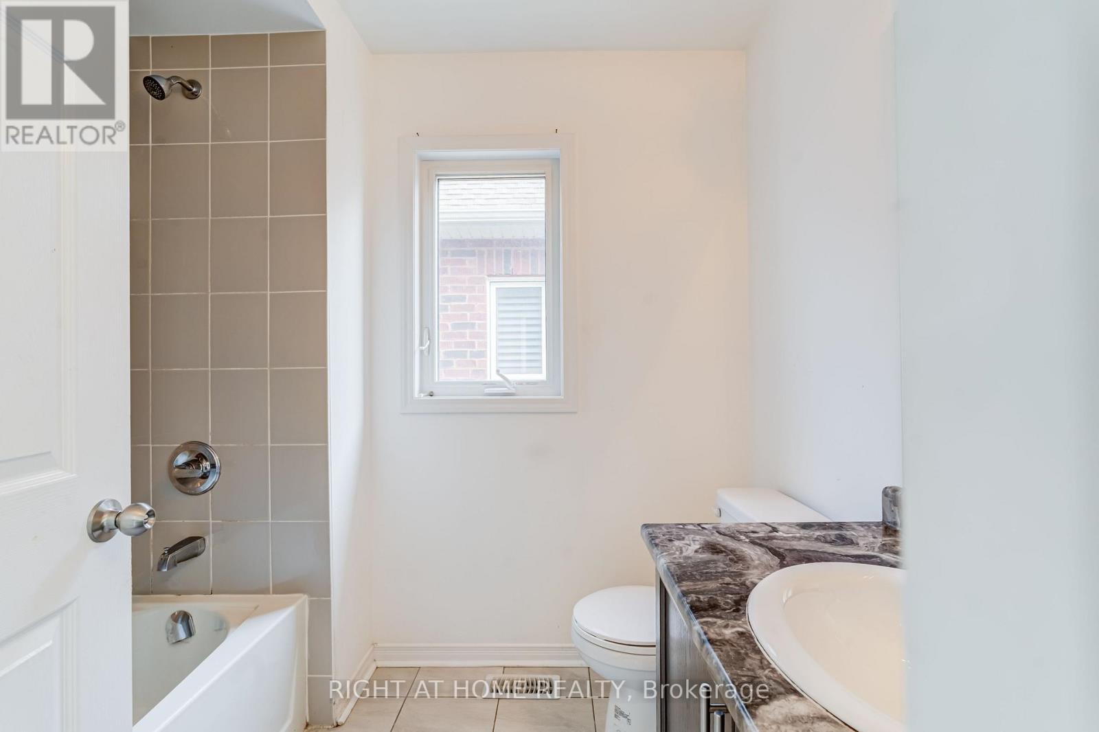 9 Bailey Street Property Photo 32