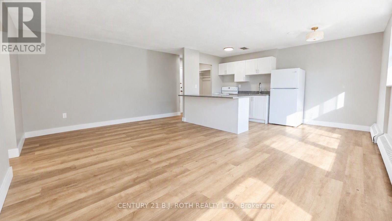 103 - 98 Holgate Street Property Photo 9