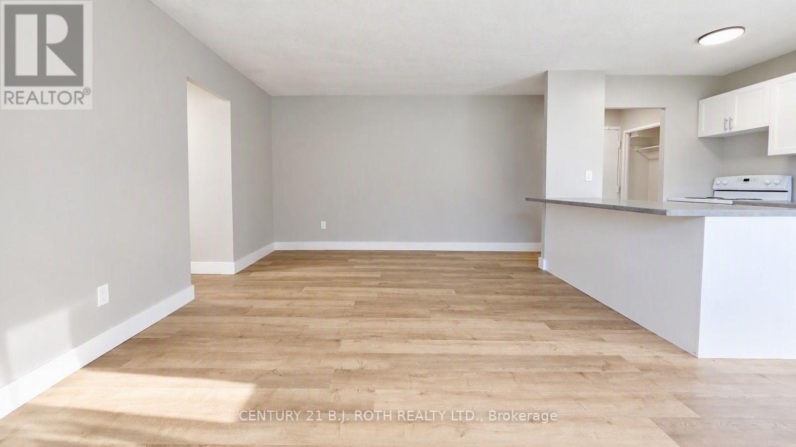 103 - 98 Holgate Street Property Photo 10