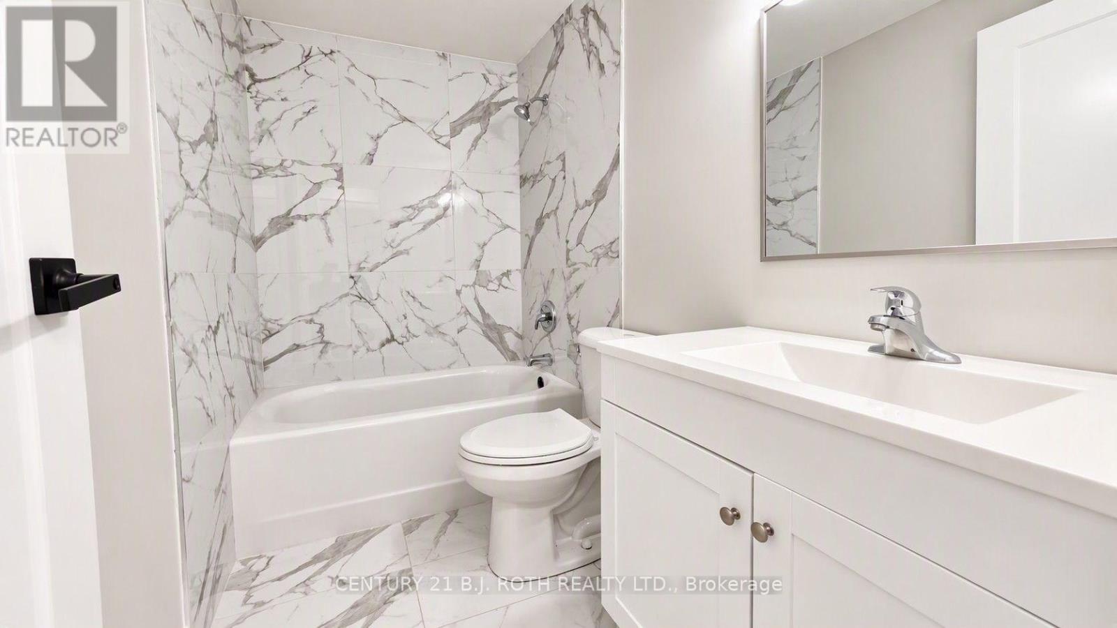103 - 98 Holgate Street Property Photo 17
