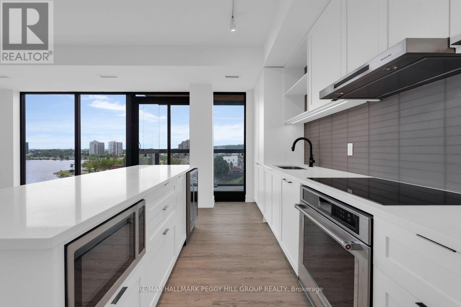 623 - 185 Dunlop Street E Property Photo 3