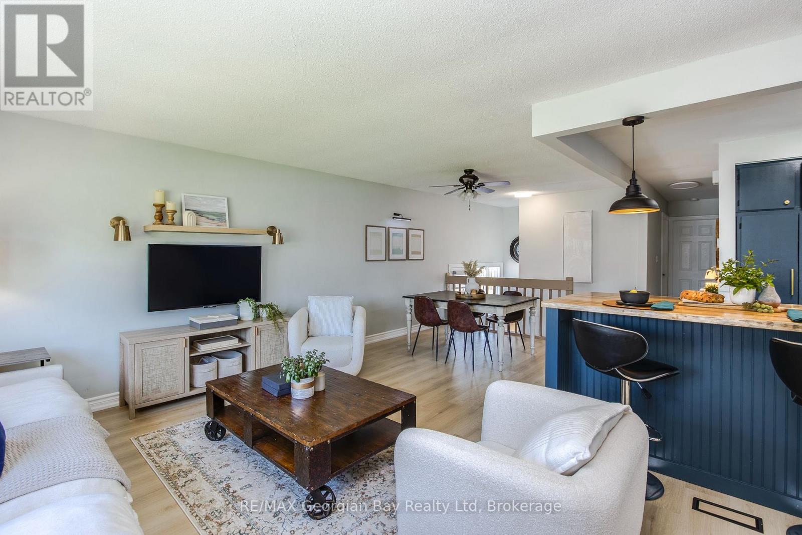 475 Athabaska Street Property Photo 13