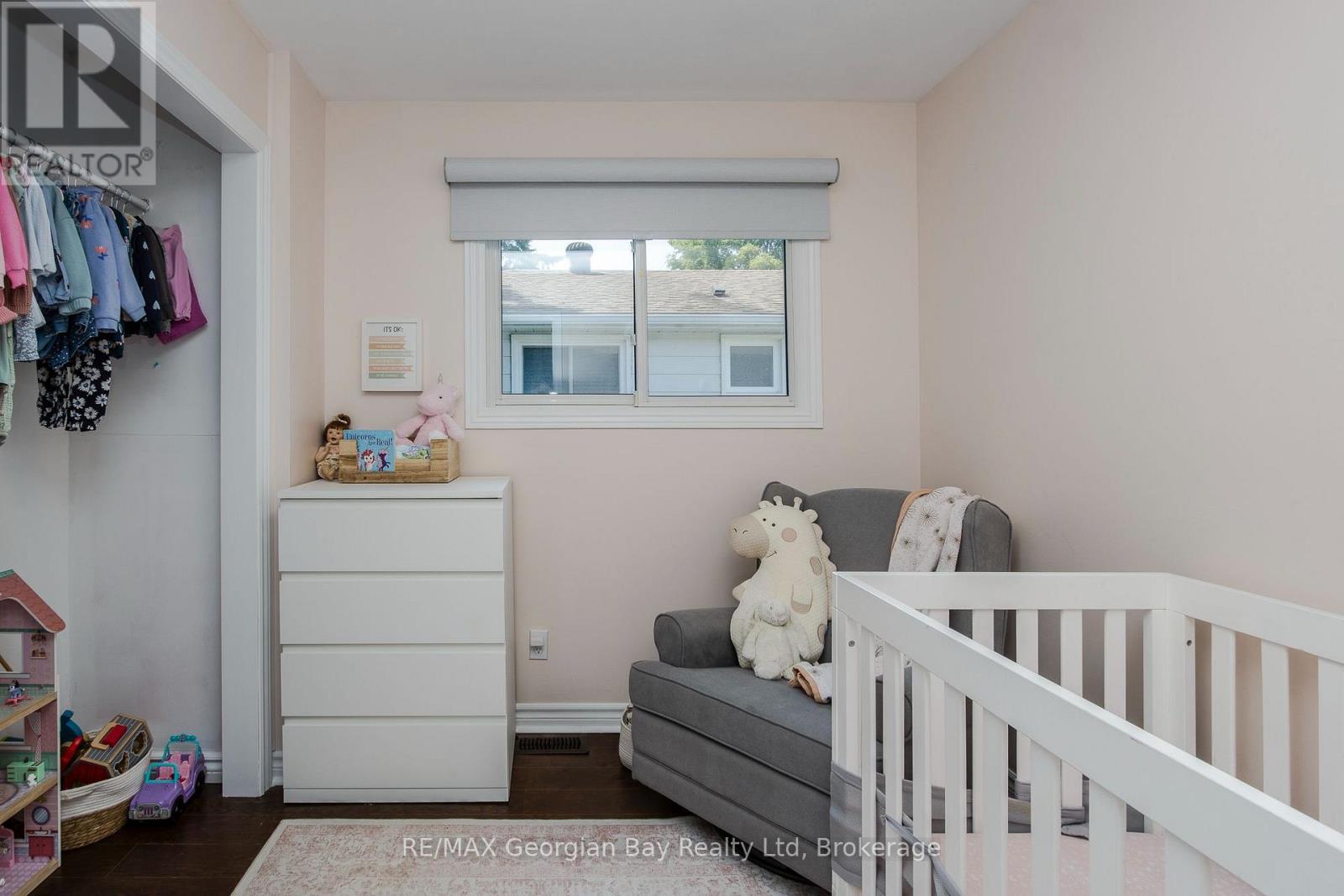 475 Athabaska Street Property Photo 23