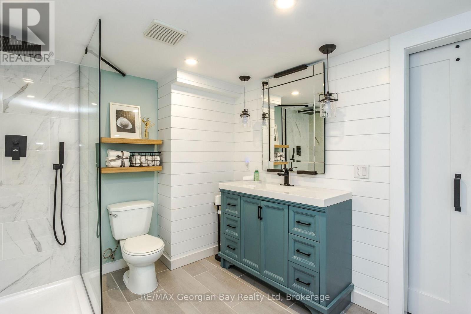 475 Athabaska Street Property Photo 29