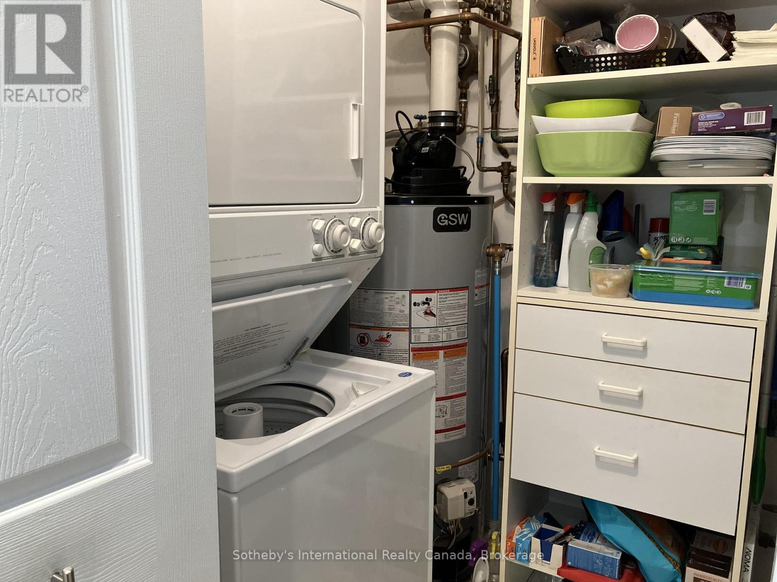 679 Johnston Park Avenue Property Photo 15