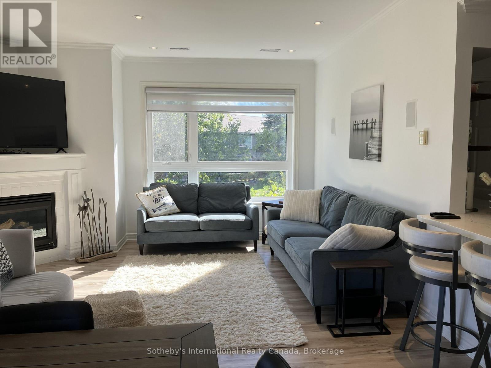 679 Johnston Park Avenue Property Photo 17