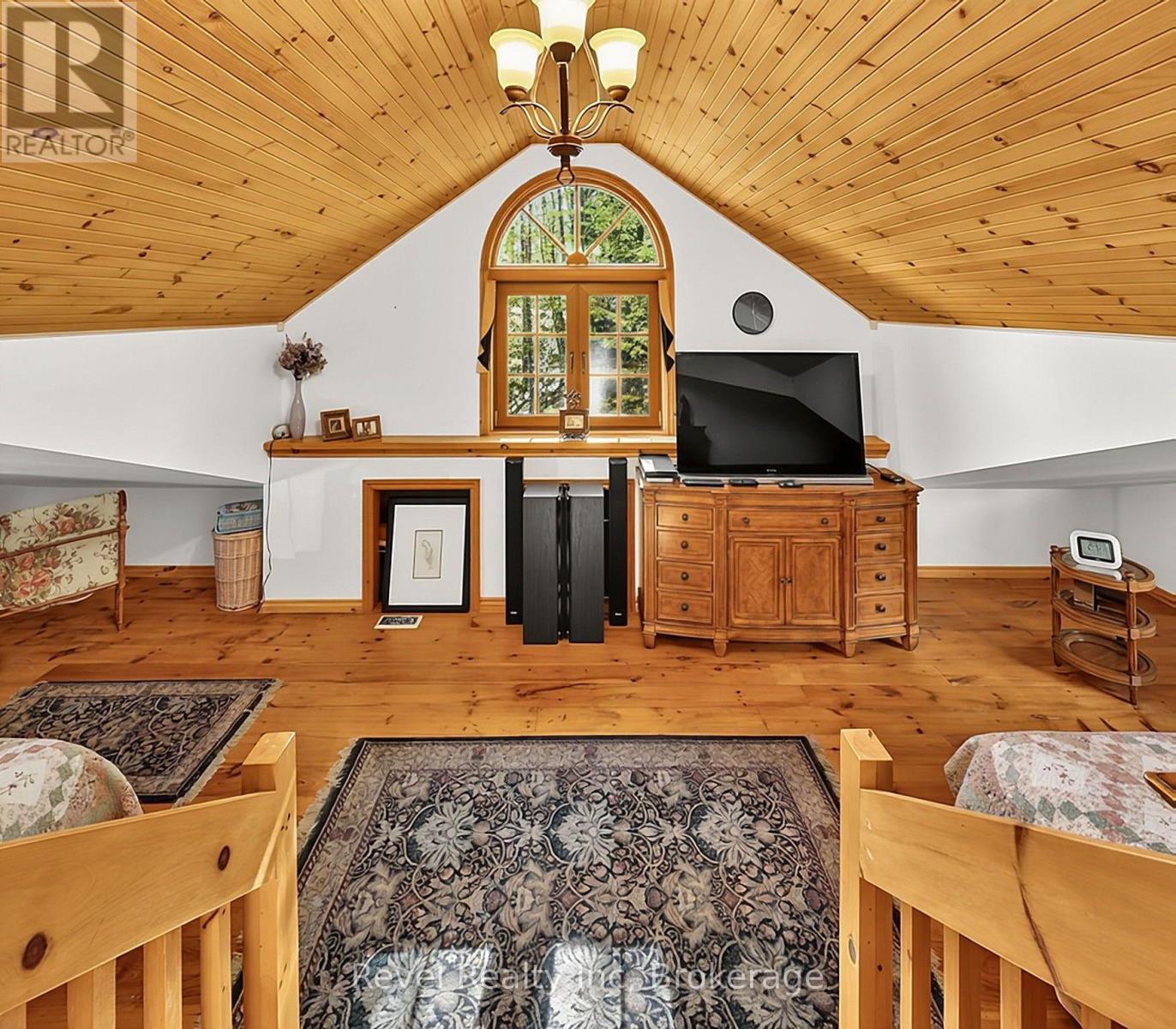 161 Desroches Trail Property Photo 7