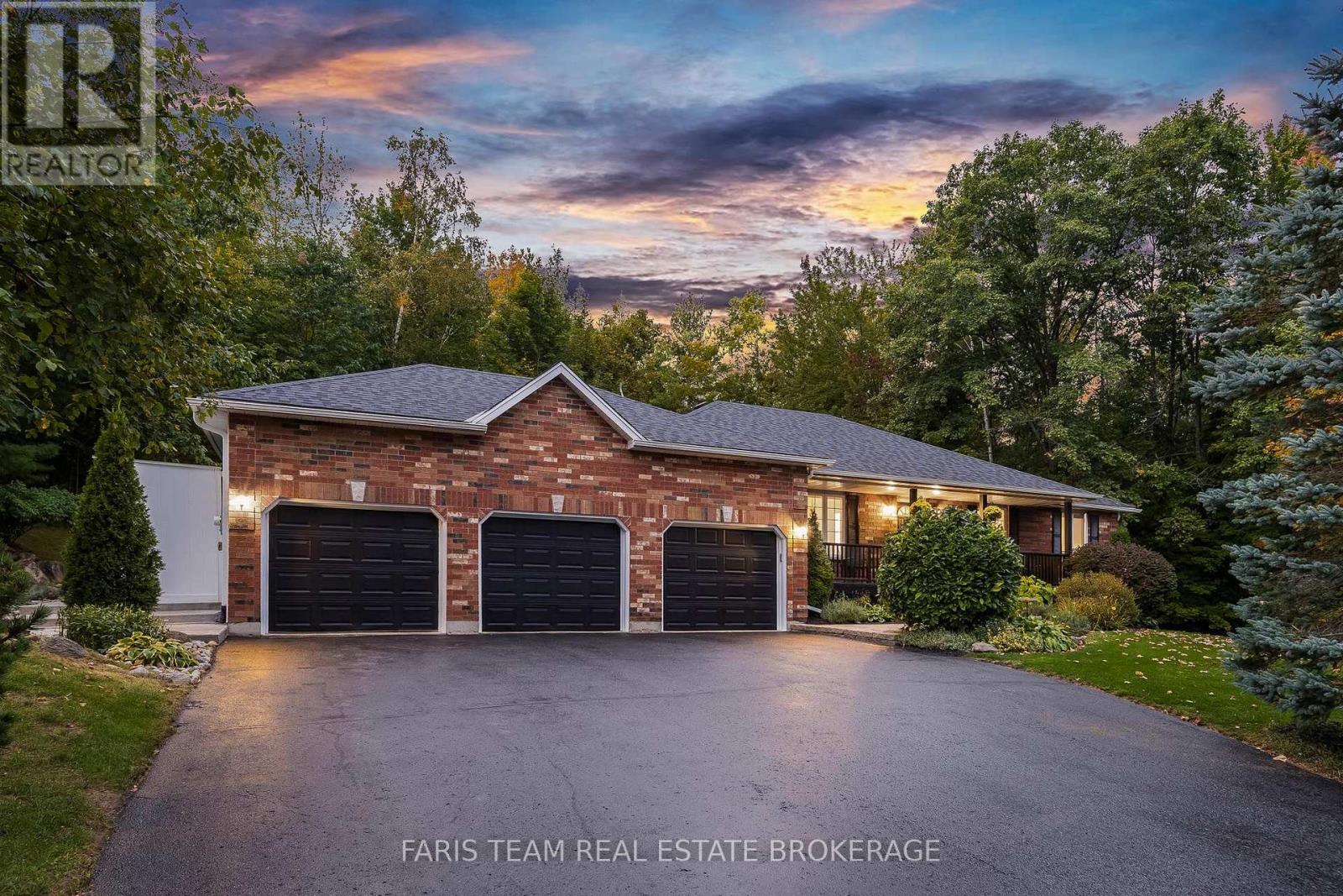 55 Davenport Drive Property Photo