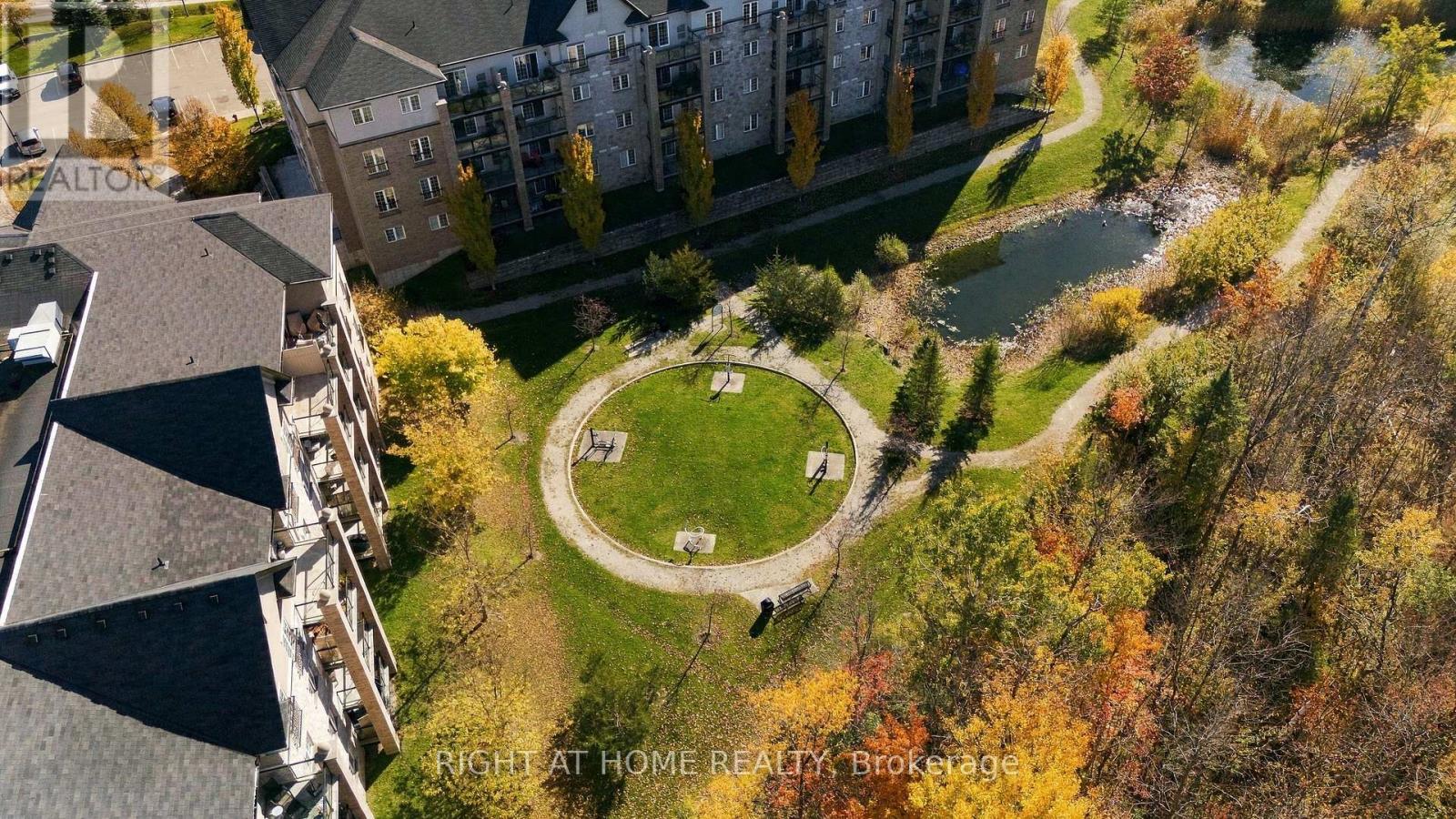 408 - 40 Ferndale Drive S Property Photo 19