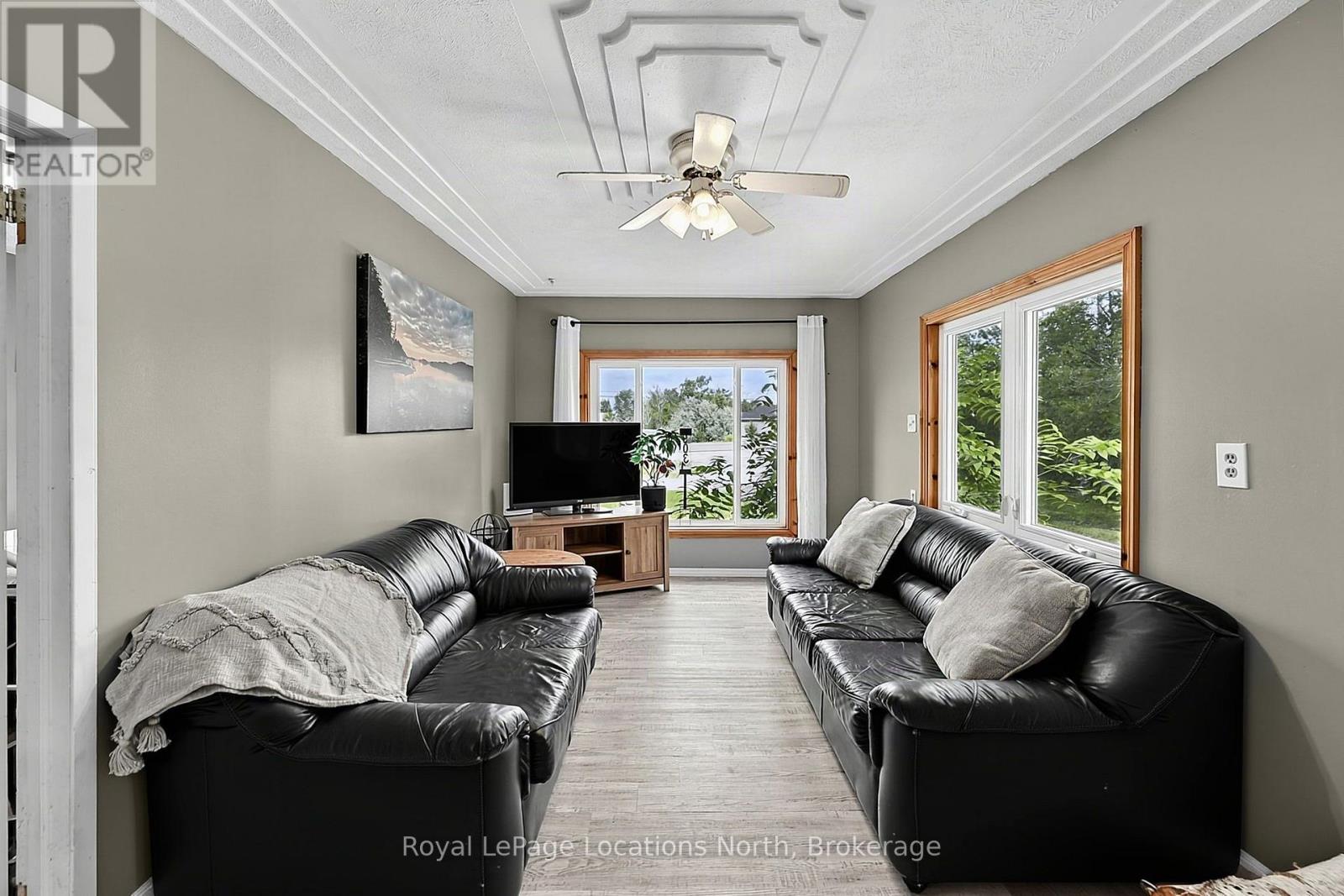 9031 Beachwood Road Property Photo 15