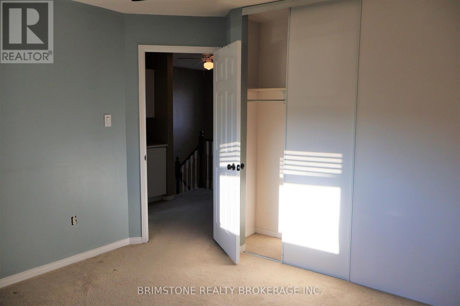 204 Pickett Crescent Property Photo 22