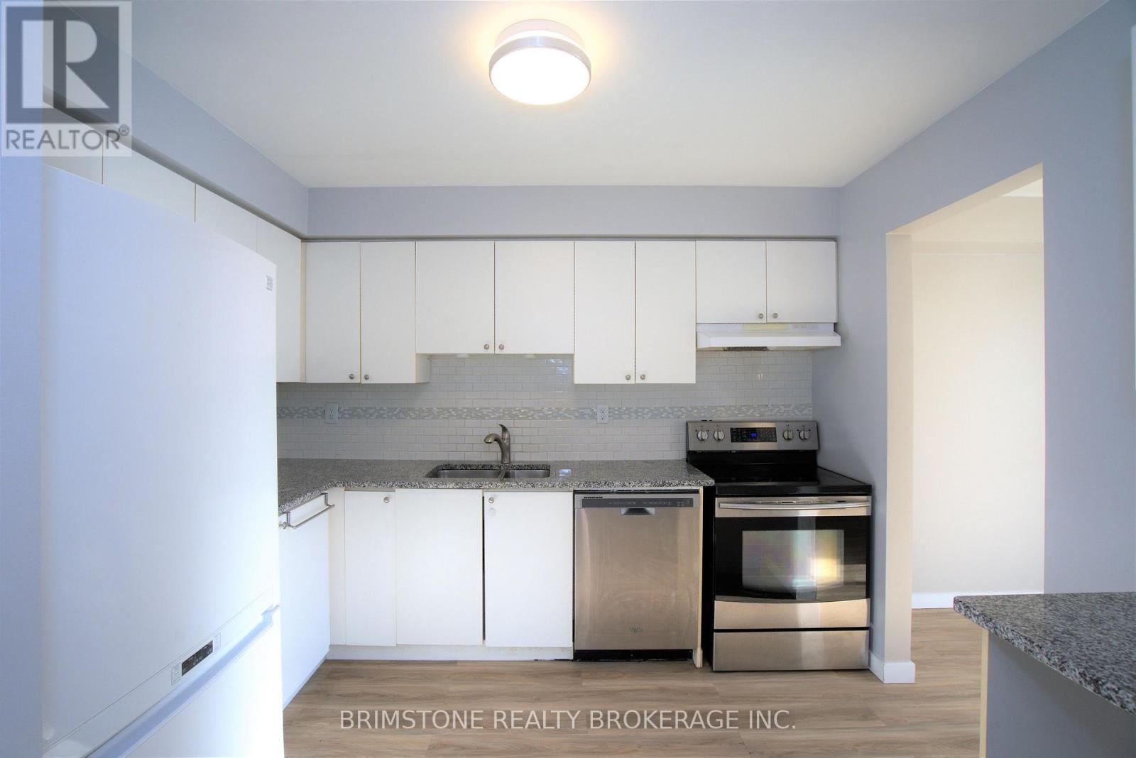 204 Pickett Crescent Property Photo 27