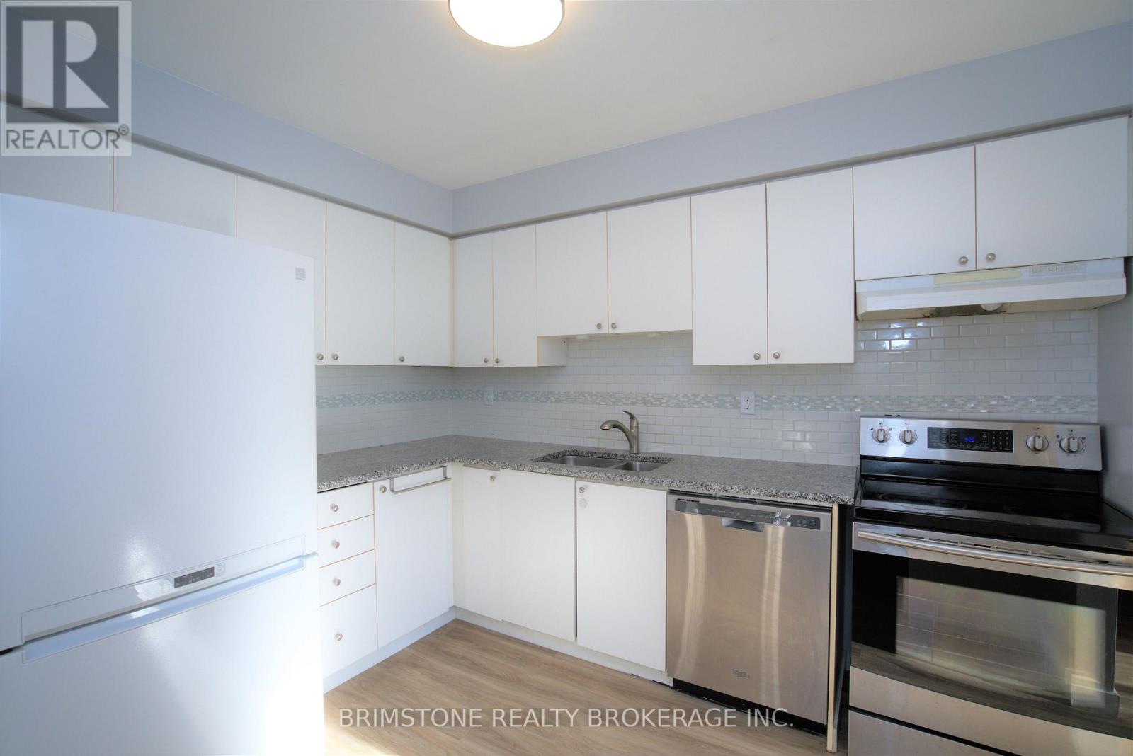 204 Pickett Crescent Property Photo 33