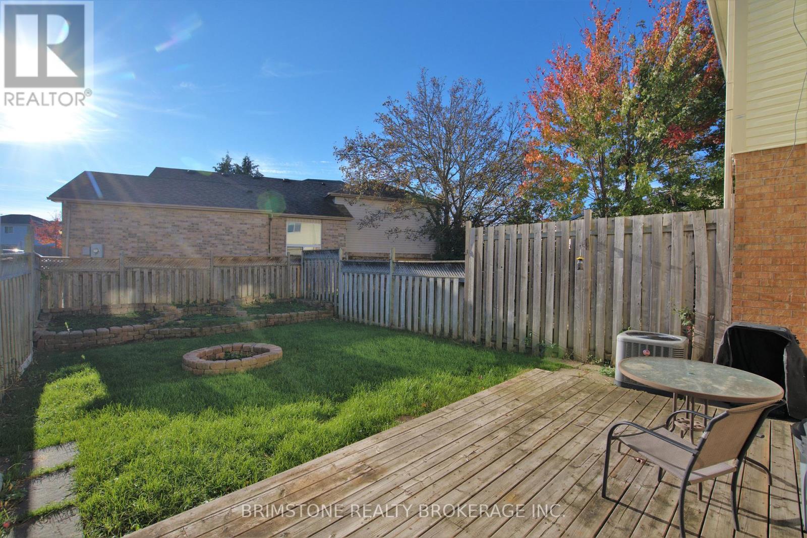 204 Pickett Crescent Property Photo 36