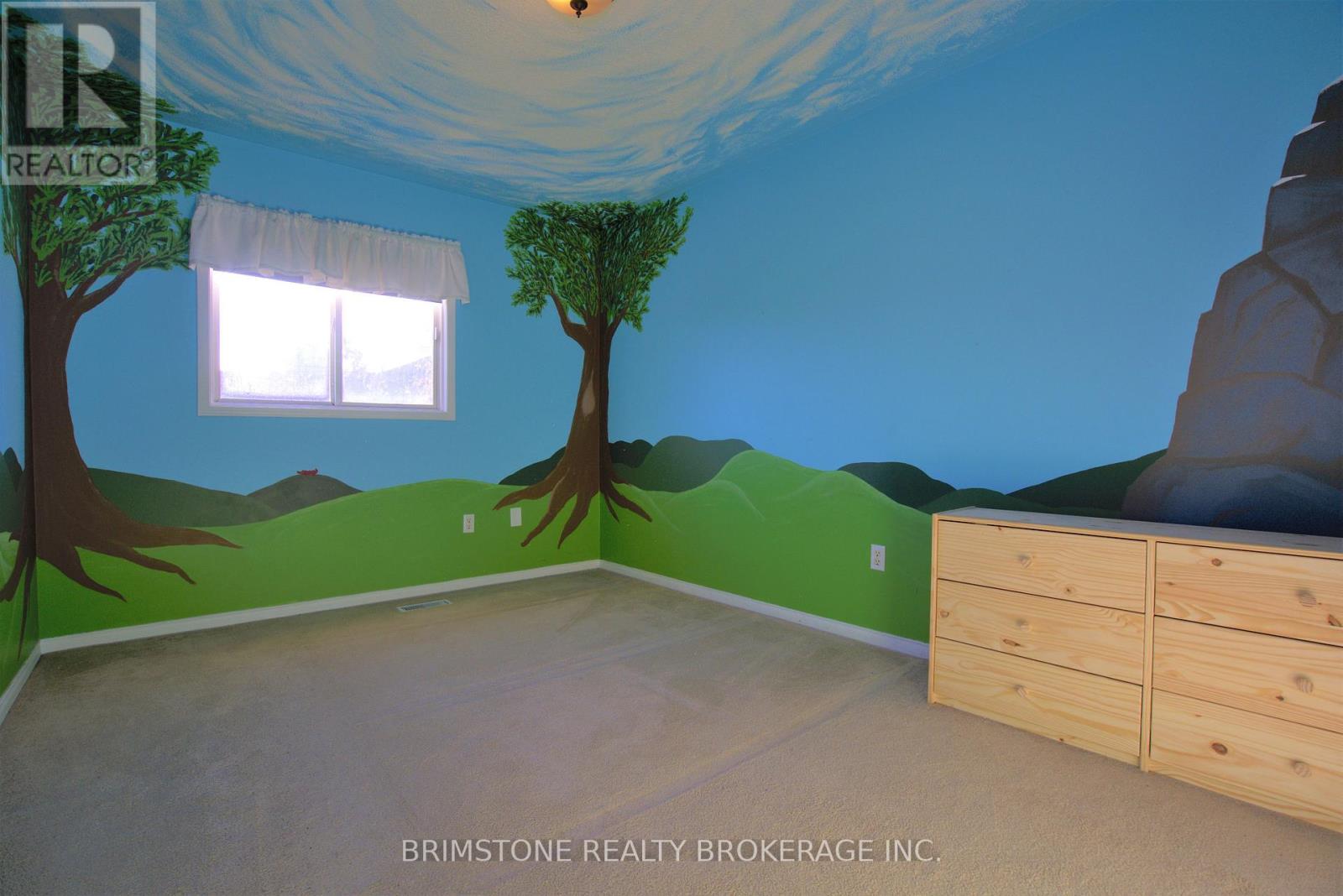 204 Pickett Crescent Property Photo 47