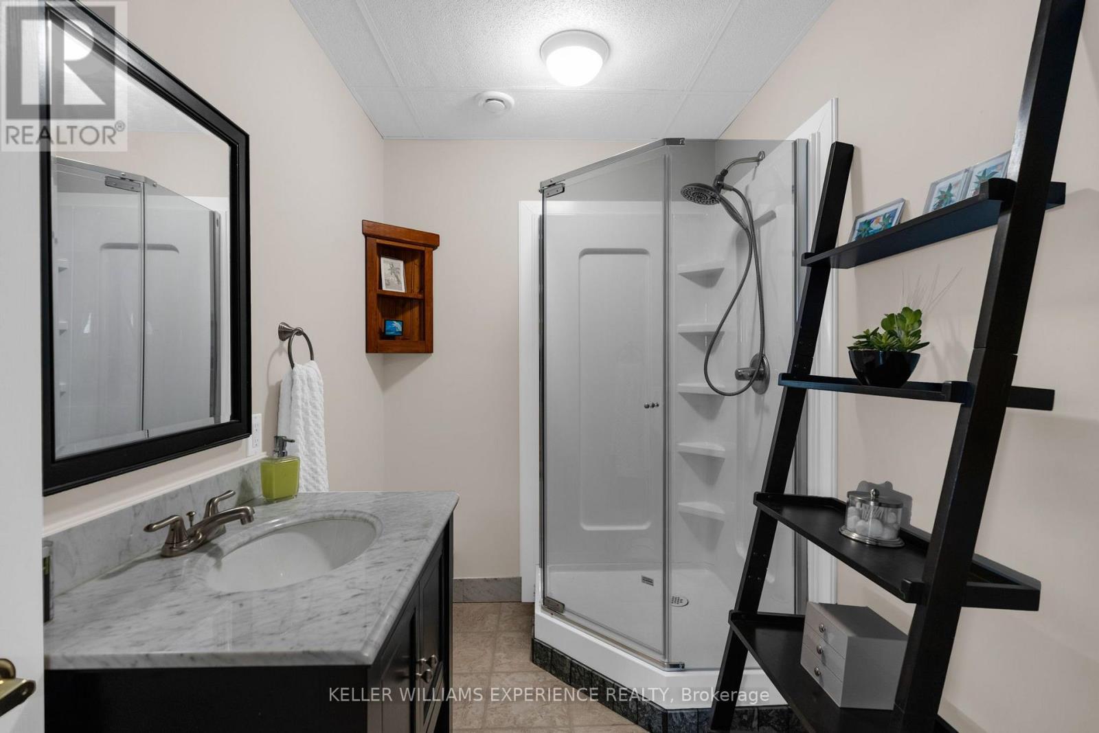 2884 Sunnydale Lane Property Photo 17