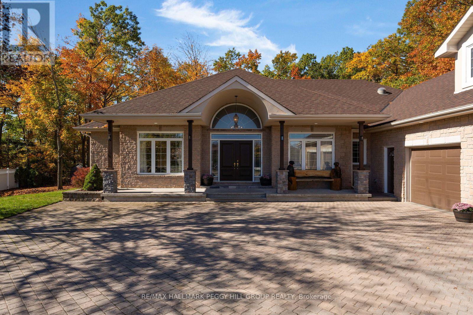 61 White Elm Road Property Photo 4