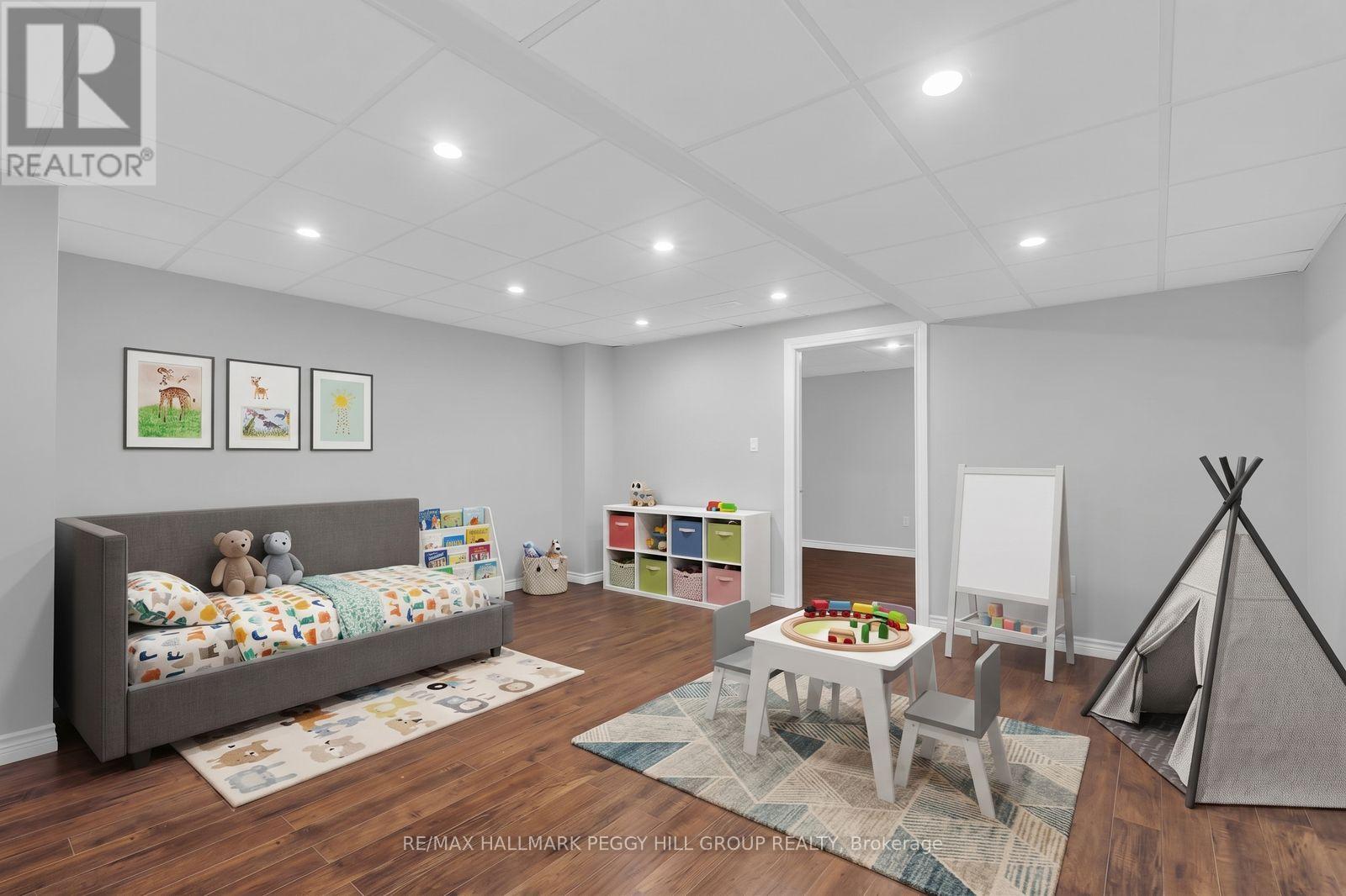 61 White Elm Road Property Photo 28