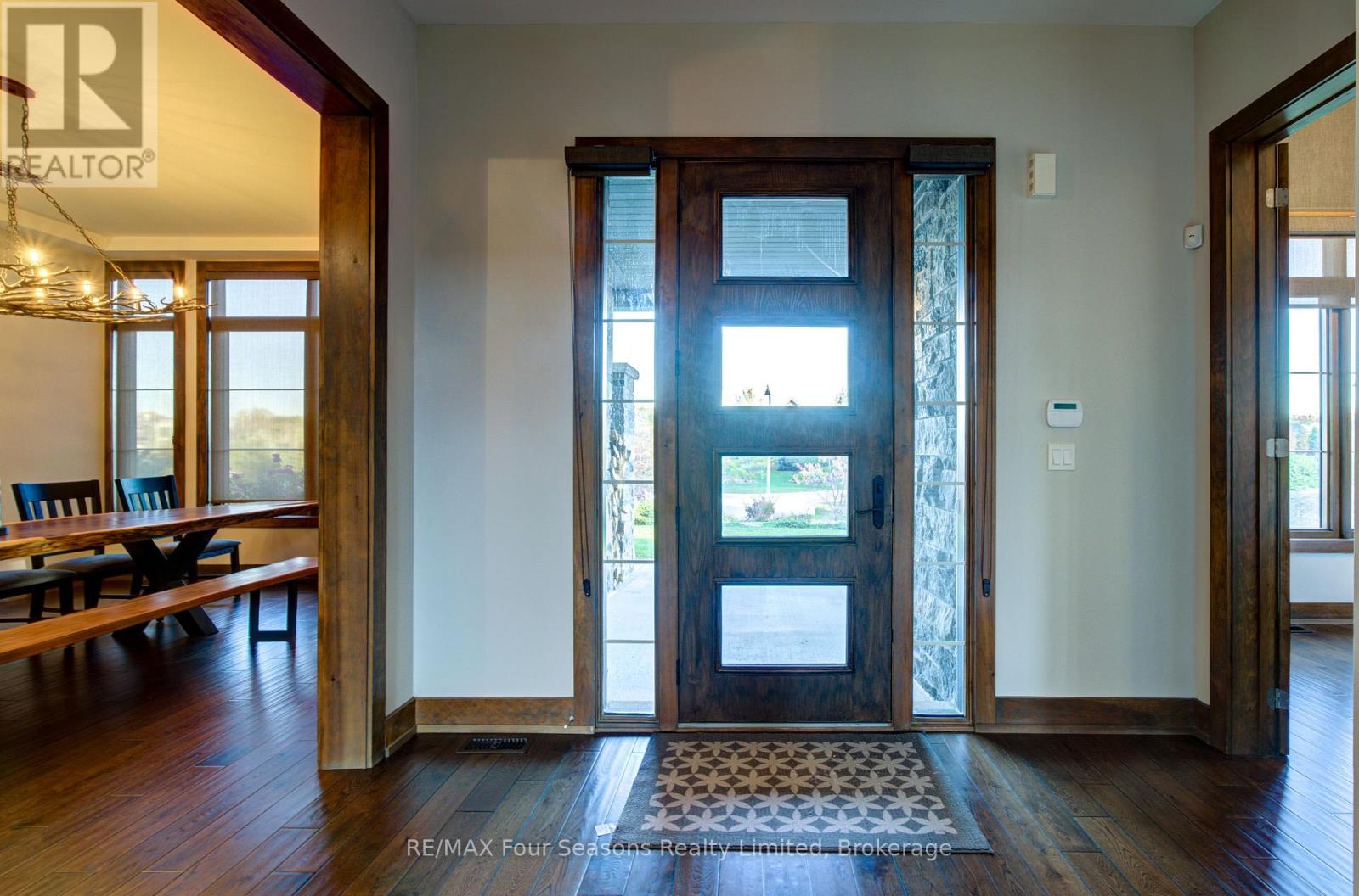 9 Windrose Valley Boulevard Property Photo 3