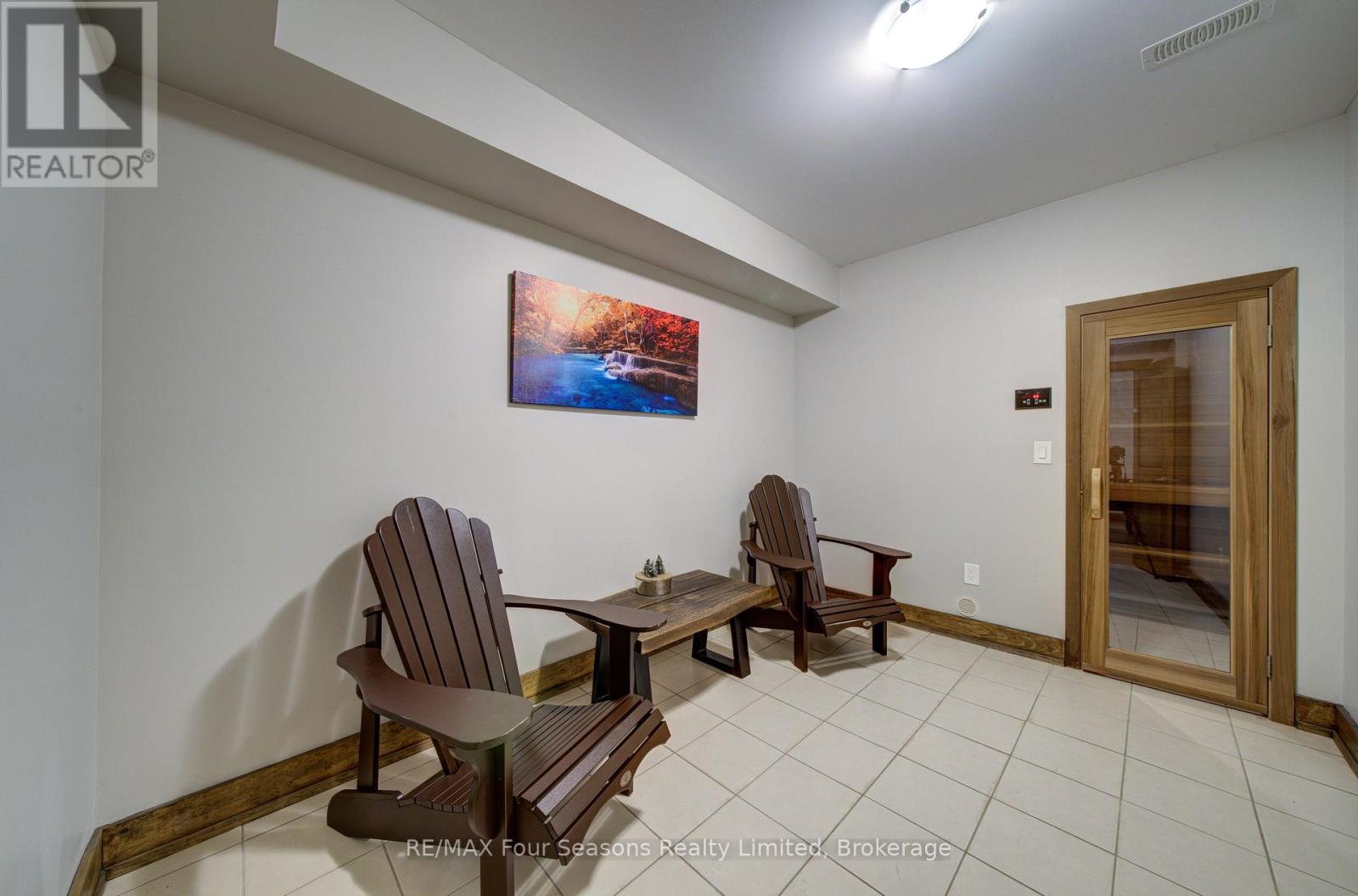 9 Windrose Valley Boulevard Property Photo 31