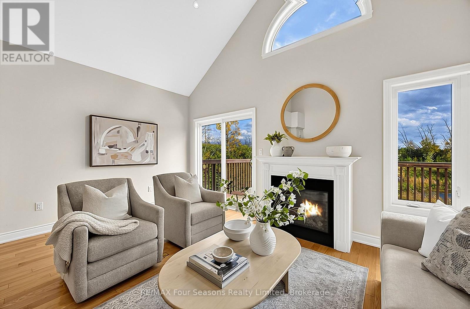 100 Kari Crescent Property Photo 10