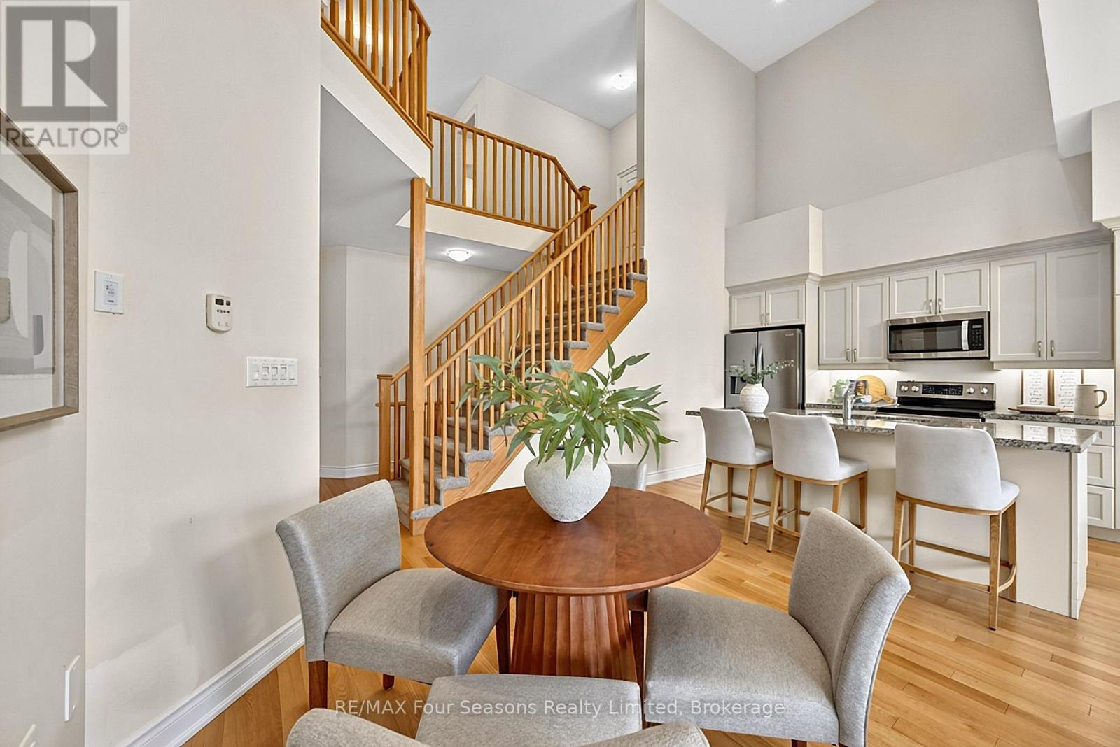 100 Kari Crescent Property Photo 12