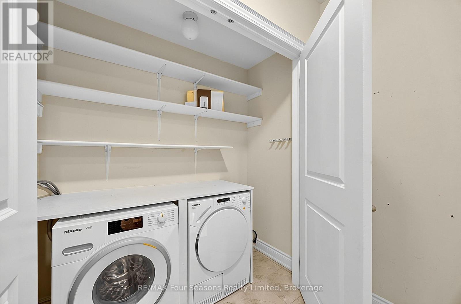 100 Kari Crescent Property Photo 27
