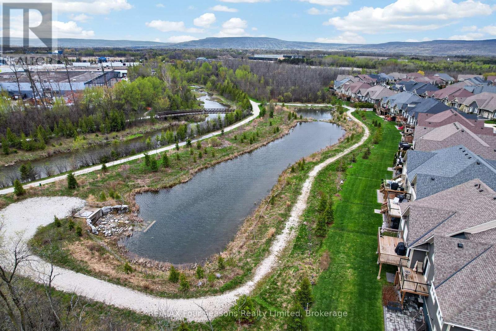 100 Kari Crescent Property Photo 41