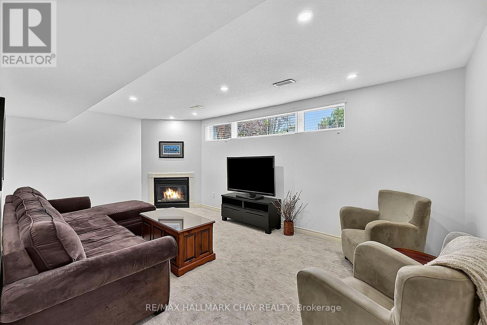 23 Marion Crescent Property Photo 17