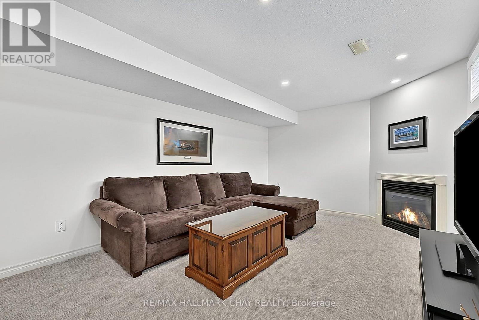 23 Marion Crescent Property Photo 19