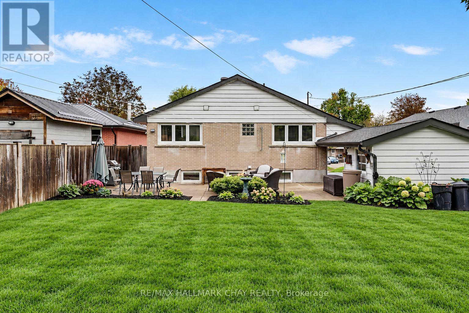 23 Marion Crescent Property Photo 28
