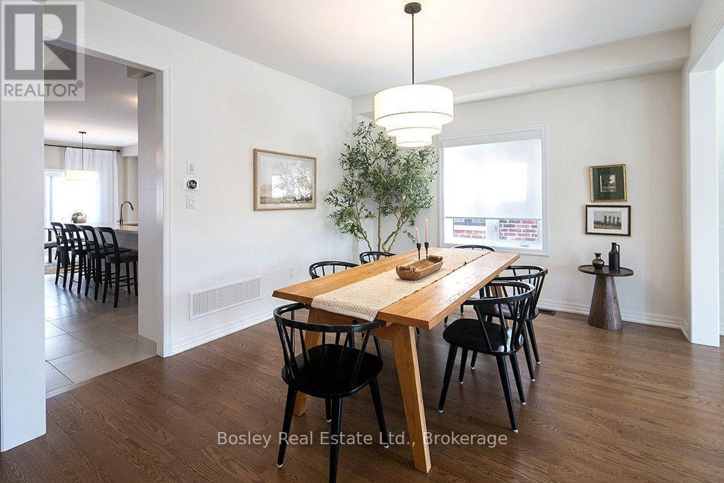 259 Centre Street W Property Photo 7