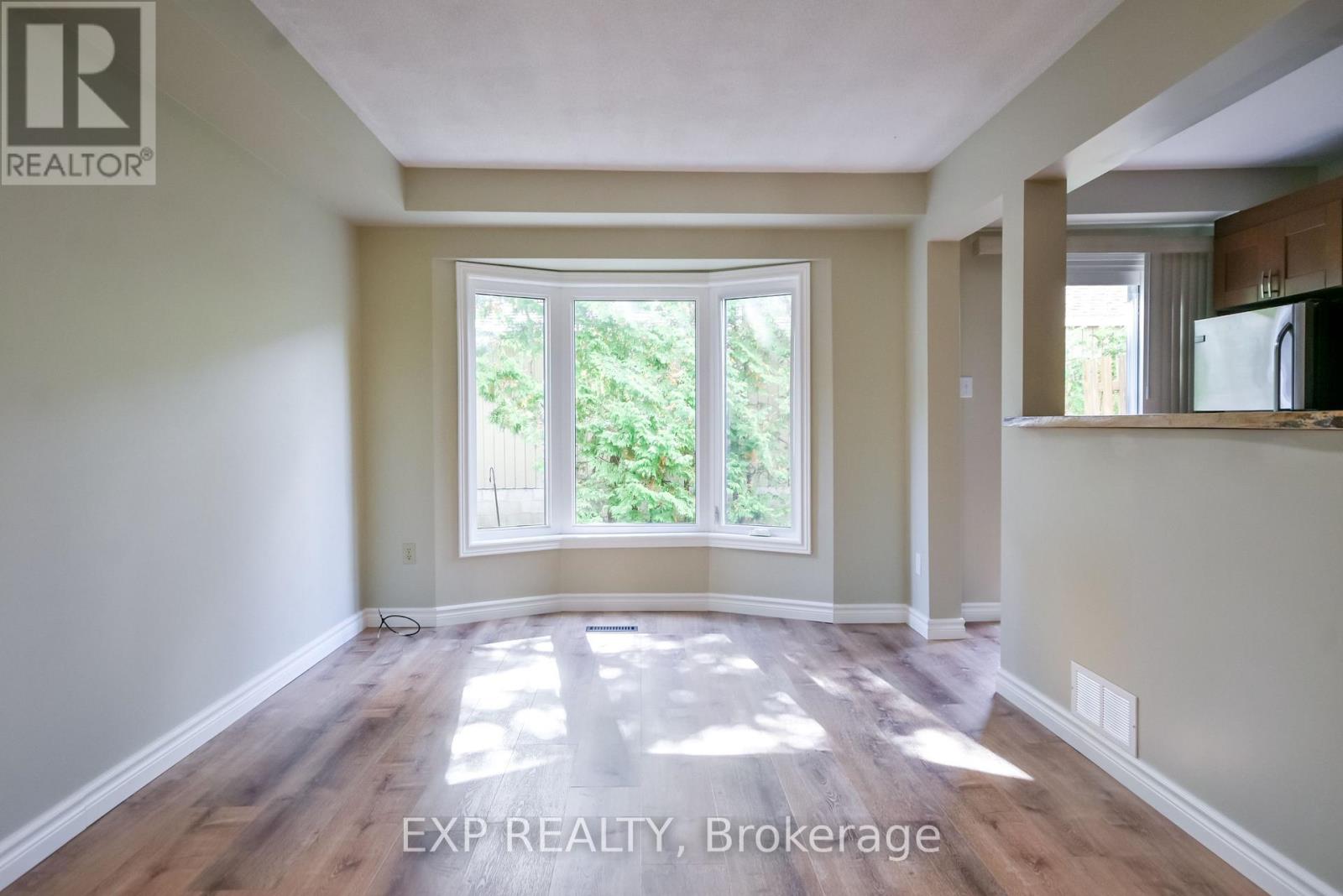 14 - 492 Laclie Street Property Photo 4