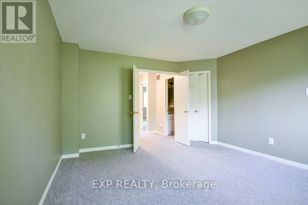 14 - 492 Laclie Street Property Photo 8