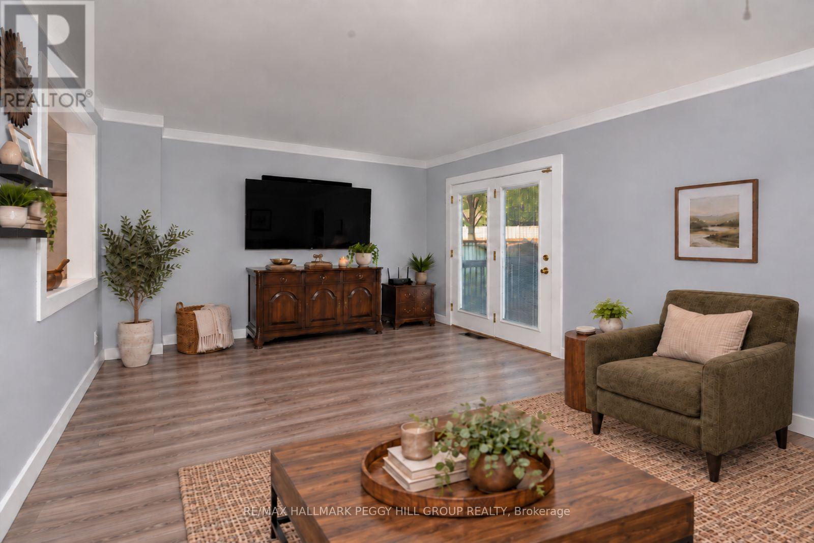 74 Knicely Road Property Photo 5