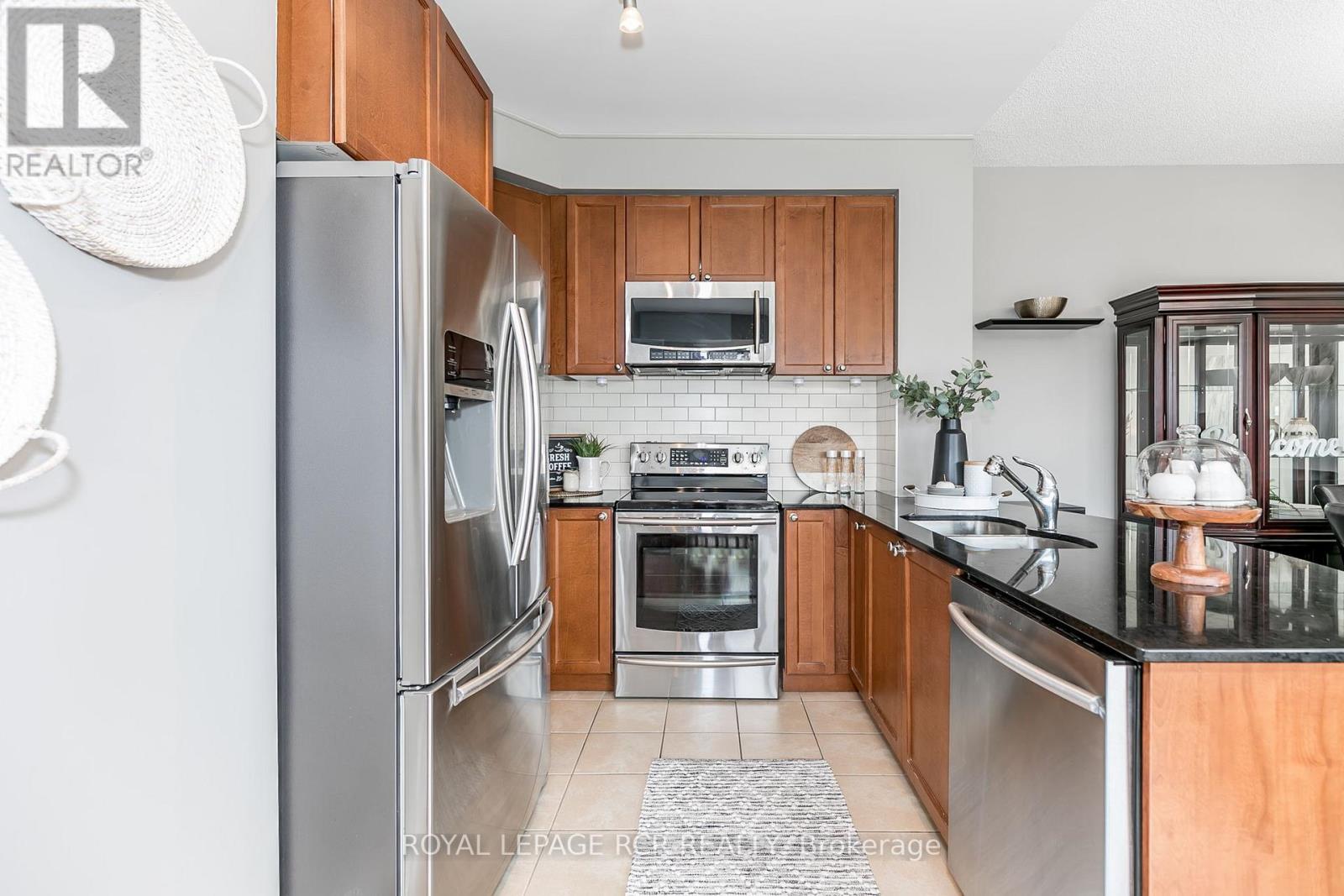 608 - 699 Aberdeen Boulevard Property Photo 8