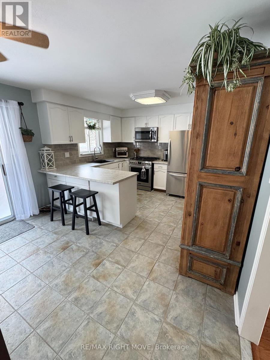 15 Watson Court Property Photo 6